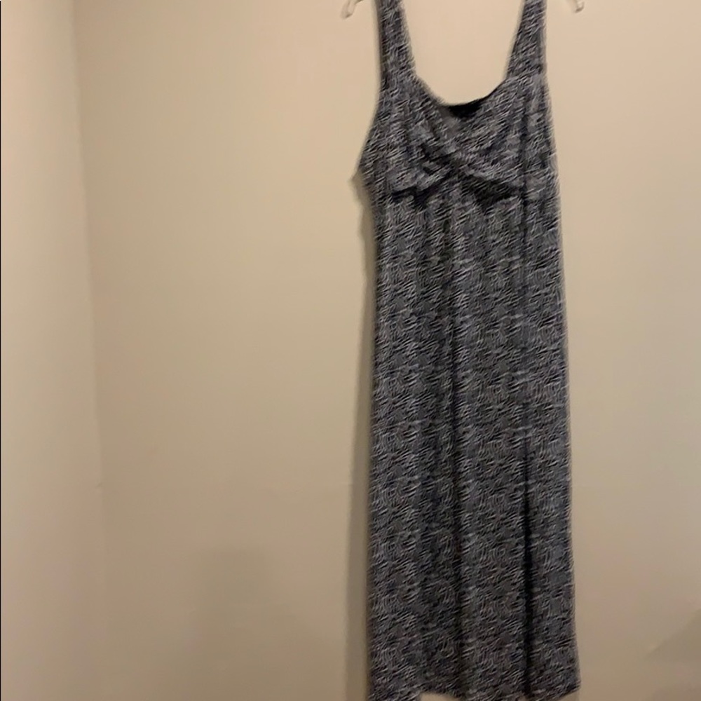 PRE- LOVED- ELLEN PARKER- MAXI-DRESS